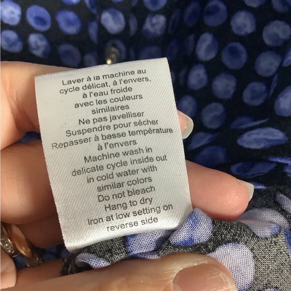 Marie Claire Boutiques 3/4 button up blouse - Picture 10 of 10